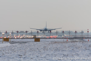 Landende Boeing op de Zwanenburglaan